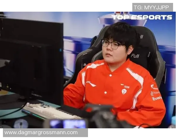 独家深度解析TES心理素质与S15LOL赛季表现的对比分析 独家深度解析TES心理素质与S15LOL赛季表现的对比分析
